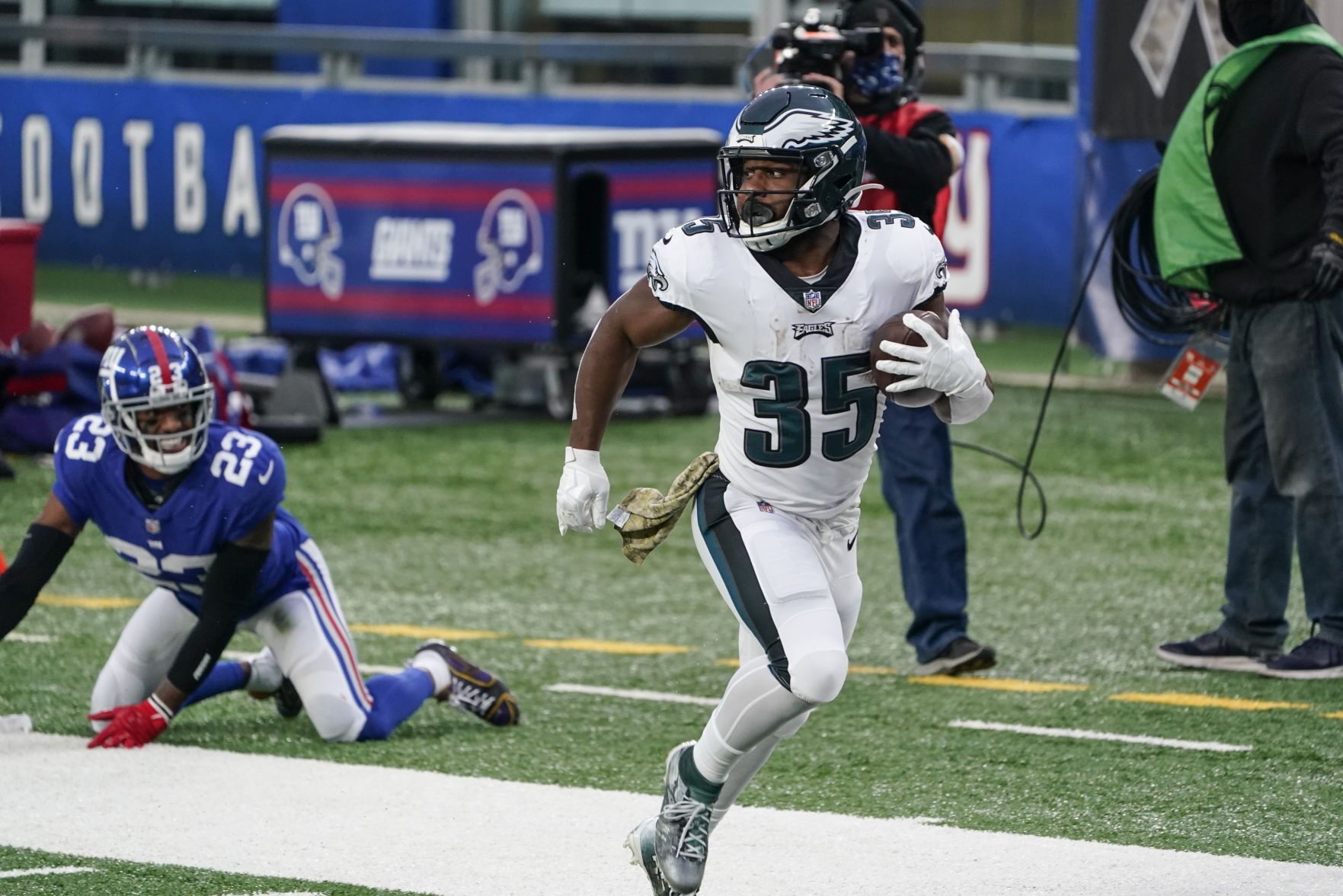 Eagles Giants Football